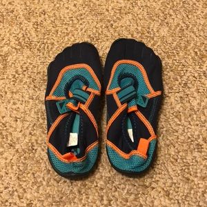 Aqua Socks Boys size 1